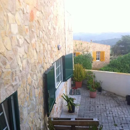 Casa vacanze Charming House In With Fireplace Nazaré