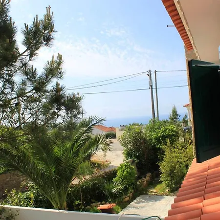 Charming House In With Fireplace * Ναζαρέ