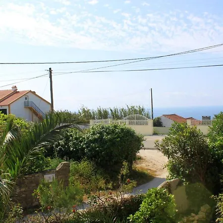 Charming House In With Fireplace Nazare