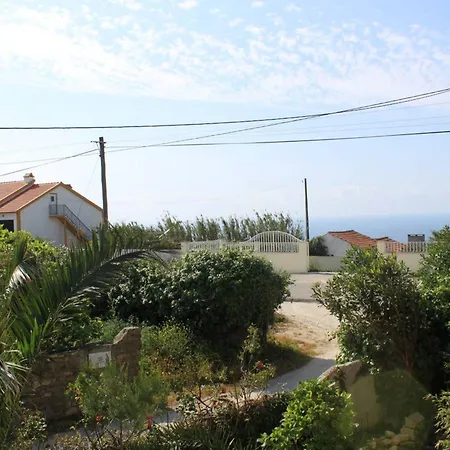 Charming House In With Fireplace Casa vacanze Nazaré