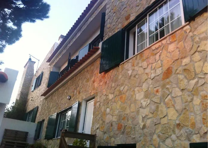 Charming House In With Fireplace * 나자레