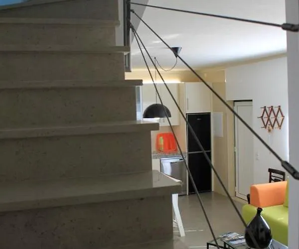 Charming House In With Fireplace 펜션